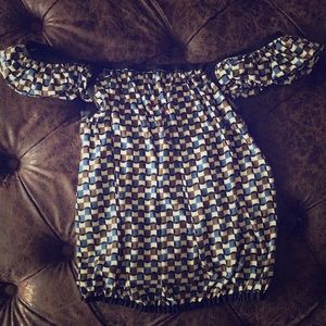 Elastic off the shoulder top